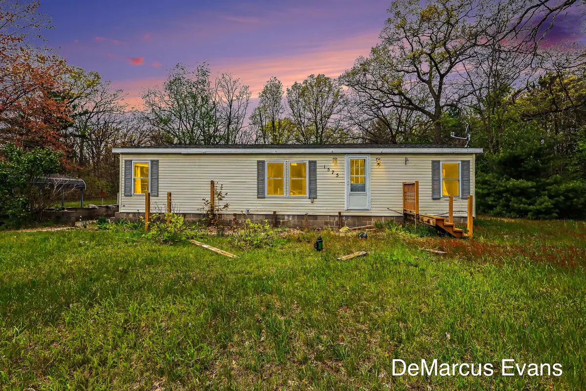 1575 S Brooks Road, Muskegon, MI 49442 - #1