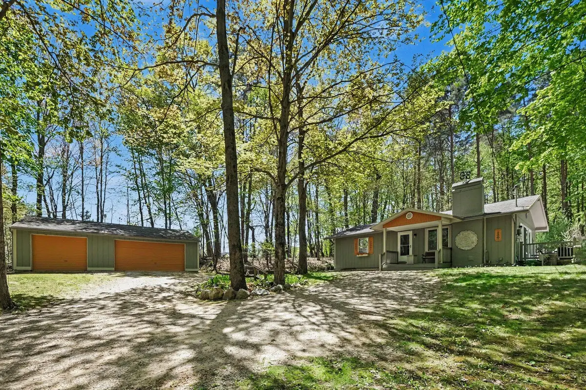 6363 Tiffany Avenue Ne, Rockford, MI 49341 - #1