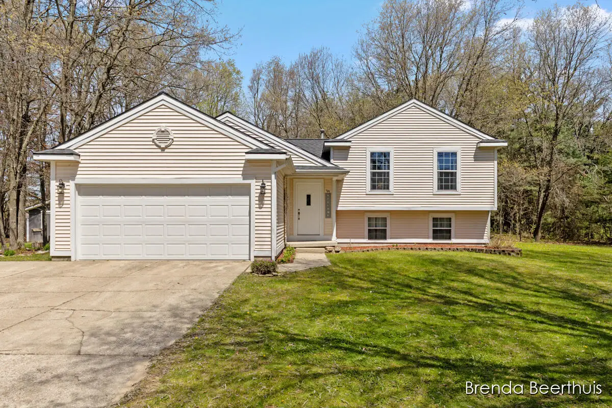 10950 Debbie Drive, Greenville, MI 48838 - #1