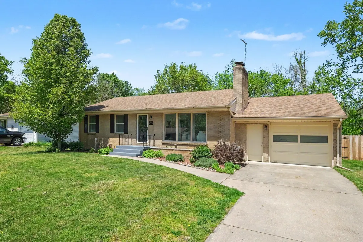 725 Parkway Drive Ne, Grand Rapids, MI 49525 - #1
