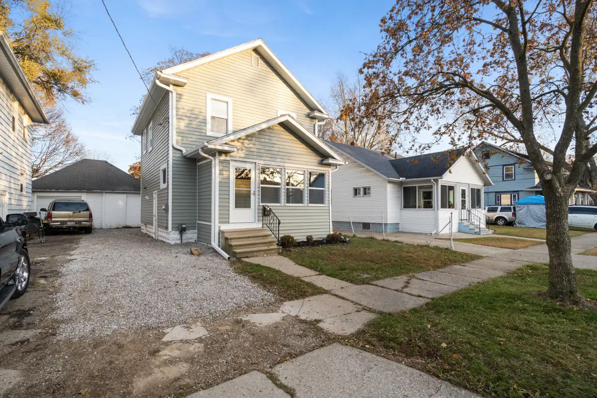 317 Orange Street, Jackson, MI 49202 - #1