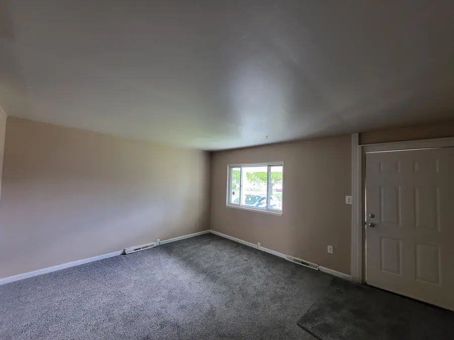 3622 19th Street, Wyandotte, MI 48192 - #2