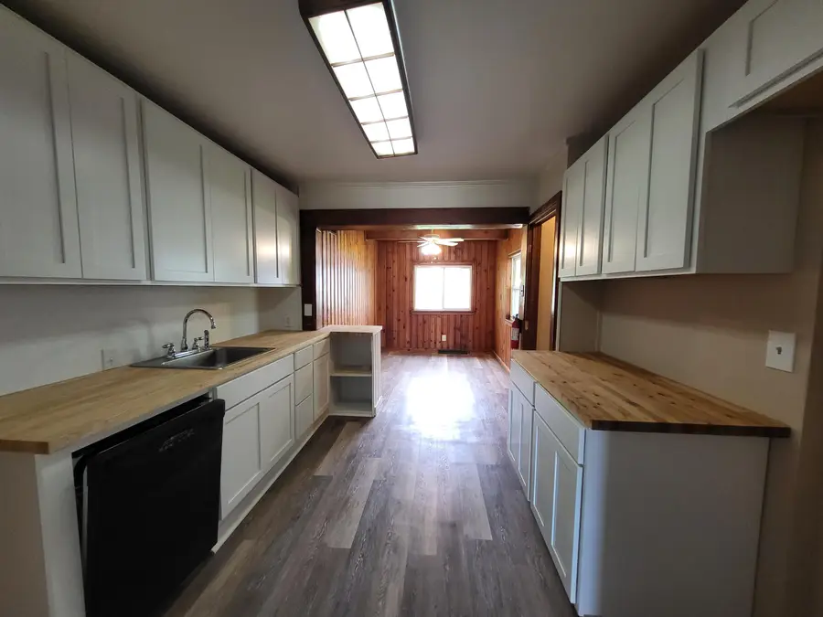 3622 19th Street, Wyandotte, MI 48192 - #3