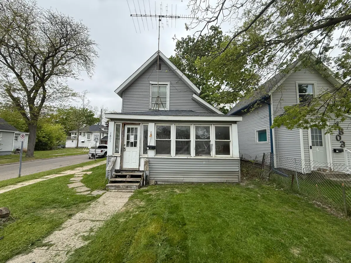 1801 S Washington Avenue, Lansing, MI 48910 - #1