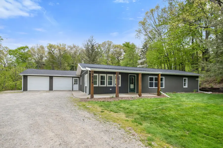 7924 Pine Island Court Ne, Belmont, MI 49306 - #2