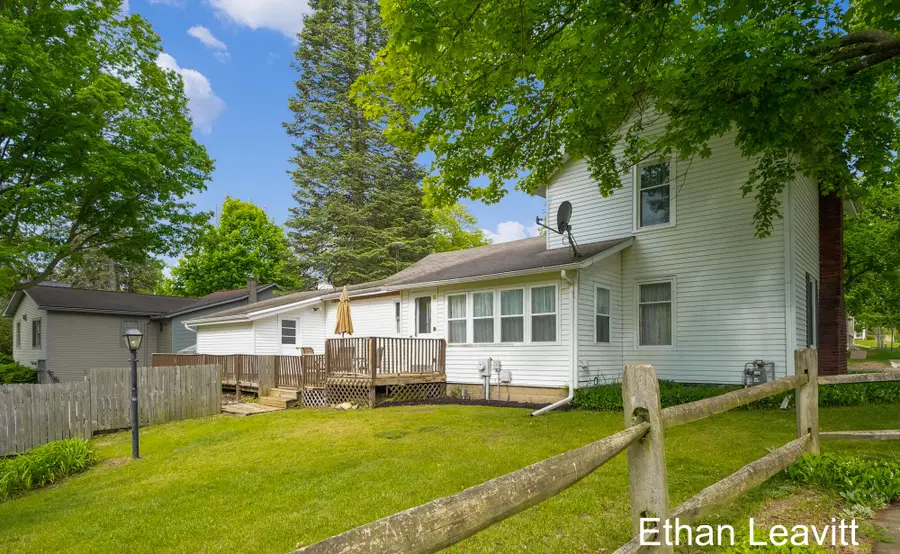 407 S Lincoln Street, Portland, MI 48875 - #3