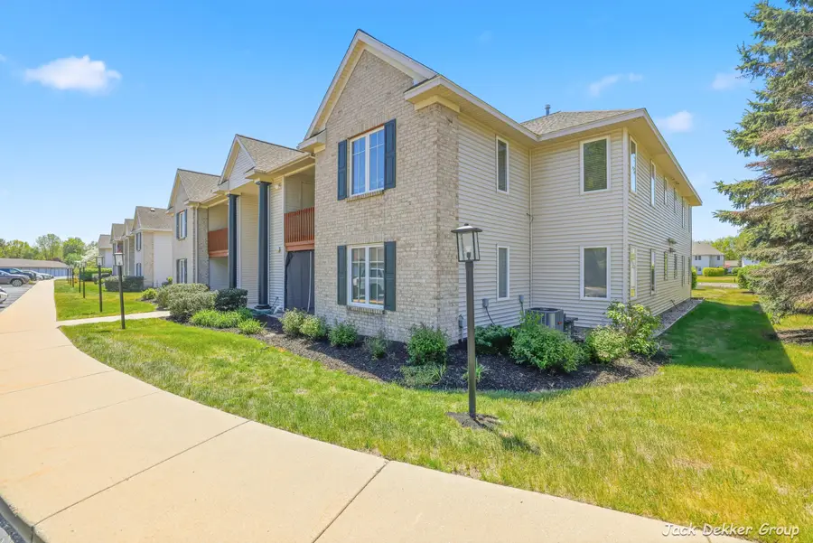3153 E Crystal Waters Drive #2, Holland, MI 49424 - #2
