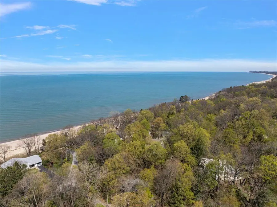 604 Pine Lane, Sawyer, MI 49125 - #2