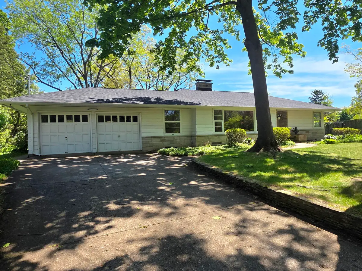 4029 Lakeside Drive, Kalamazoo, MI 49008 - #1
