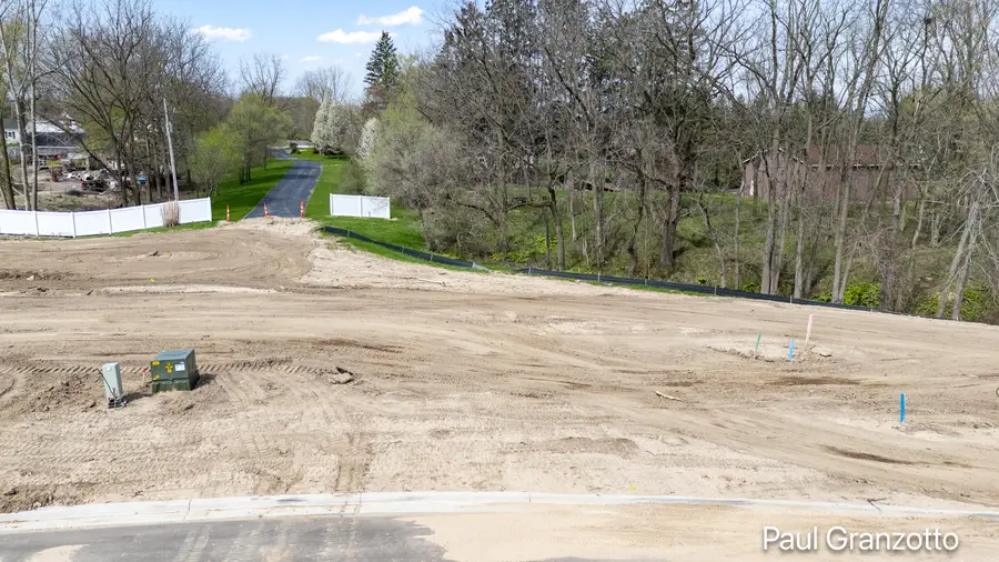 5575 Black Berry Bluff Se, Kentwood, MI 49512 - #3
