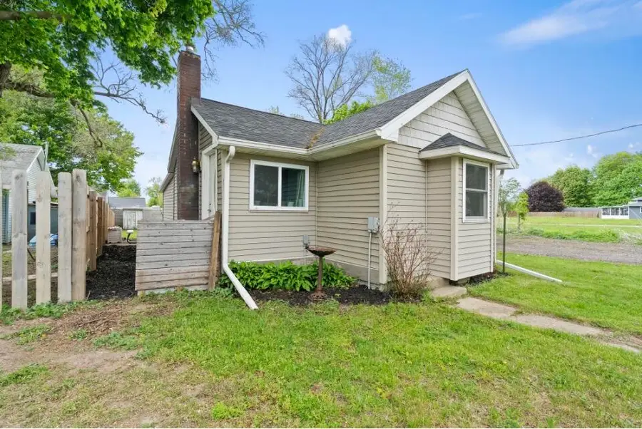 937 124th Avenue, Shelbyville, MI 49344 - #3