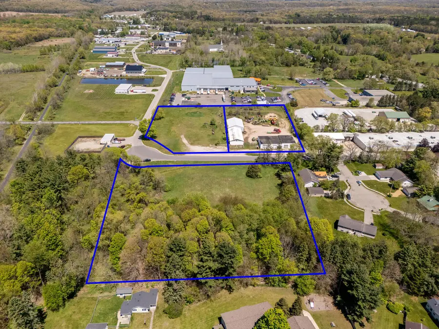 792 Godfrey Street Se, Lowell, MI 49331 - #2