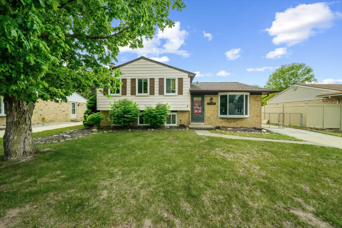 15420 Burr Street, Taylor, MI 48180 - #1