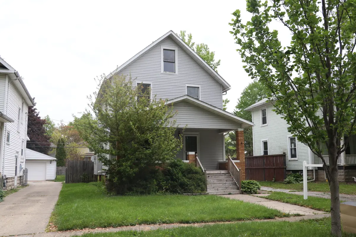 421 E 6th Street, Monroe, MI 48161 - #1