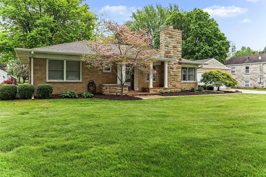 754 N Kalamazoo Avenue, Marshall, MI 49068 - #2