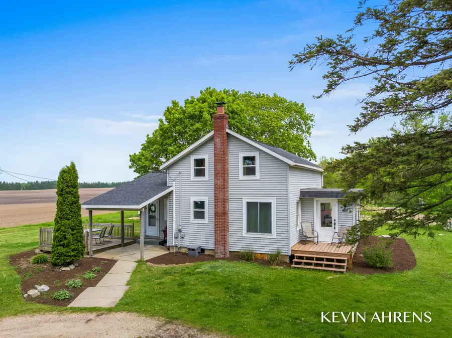16927 Juniper Drive, Conklin, MI 49403 - #2