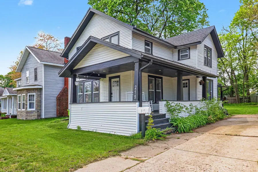 215 E Washington Street, Greenville, MI 48838 - #3