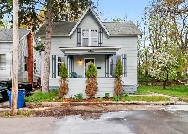 280 6th Avenue, Manistee, MI 49660