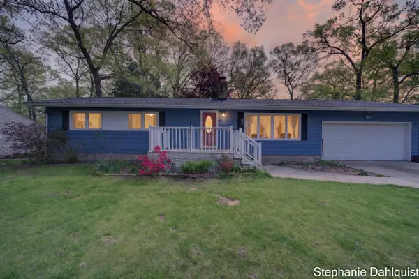 1490 Sunview Street, Muskegon, MI 49445