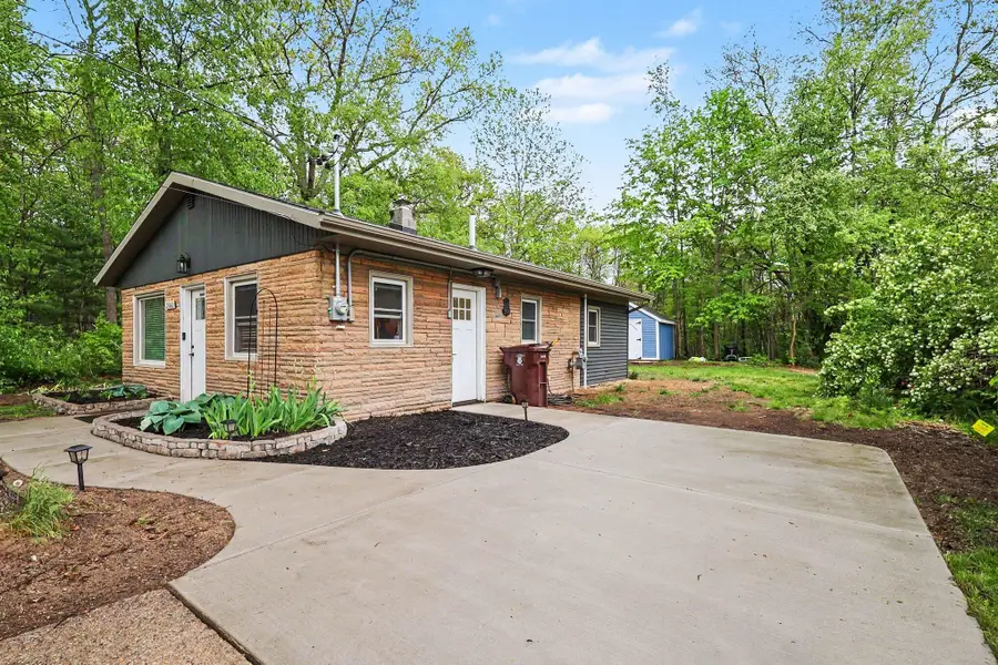2061 Southland Drive, Muskegon, MI 49442 - #2