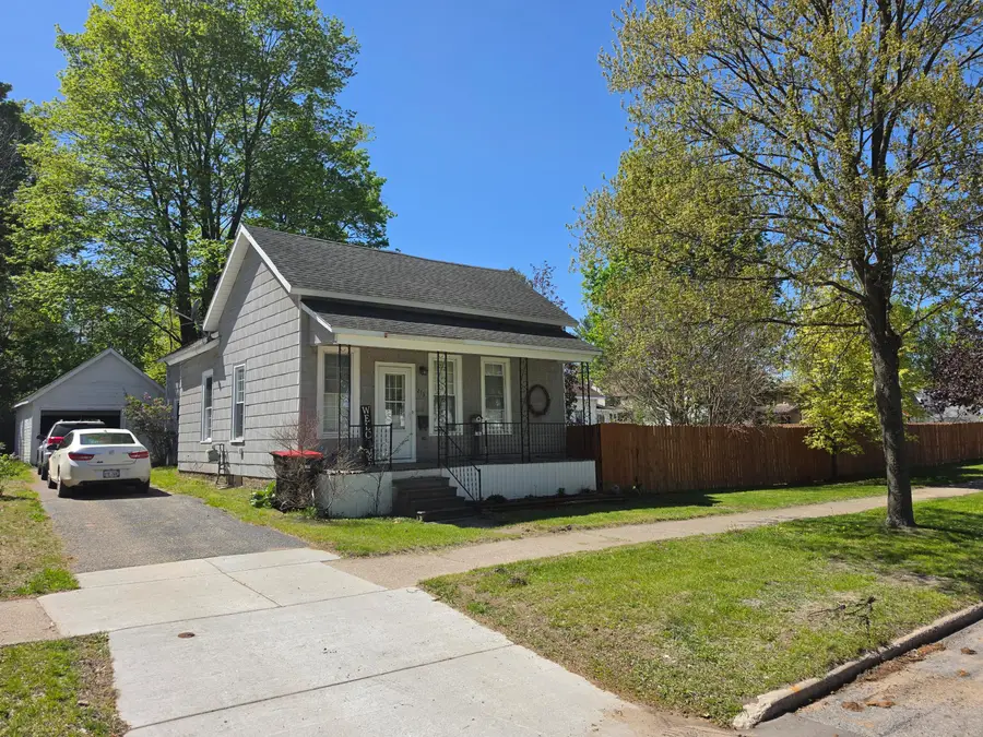 213 S Higbee Street, Reed City, MI 49677 - #2