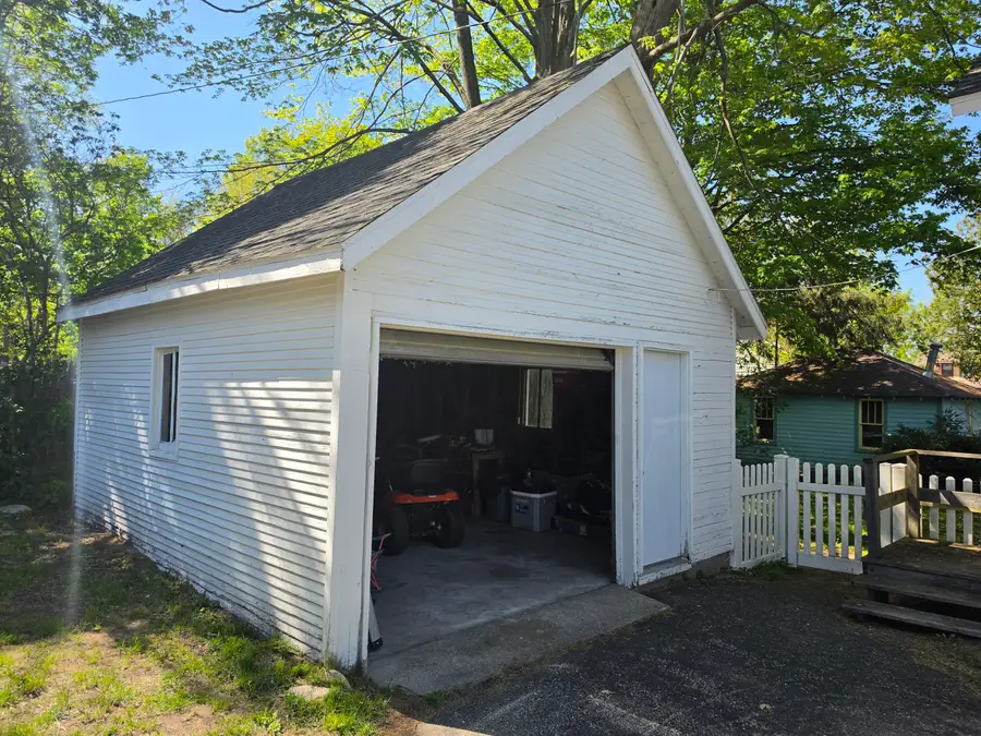 213 S Higbee Street, Reed City, MI 49677 - #3