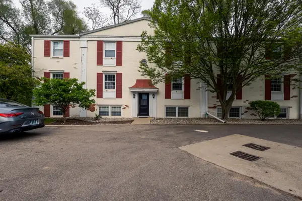 724 C Garland Circle, Kalamazoo, MI 49008