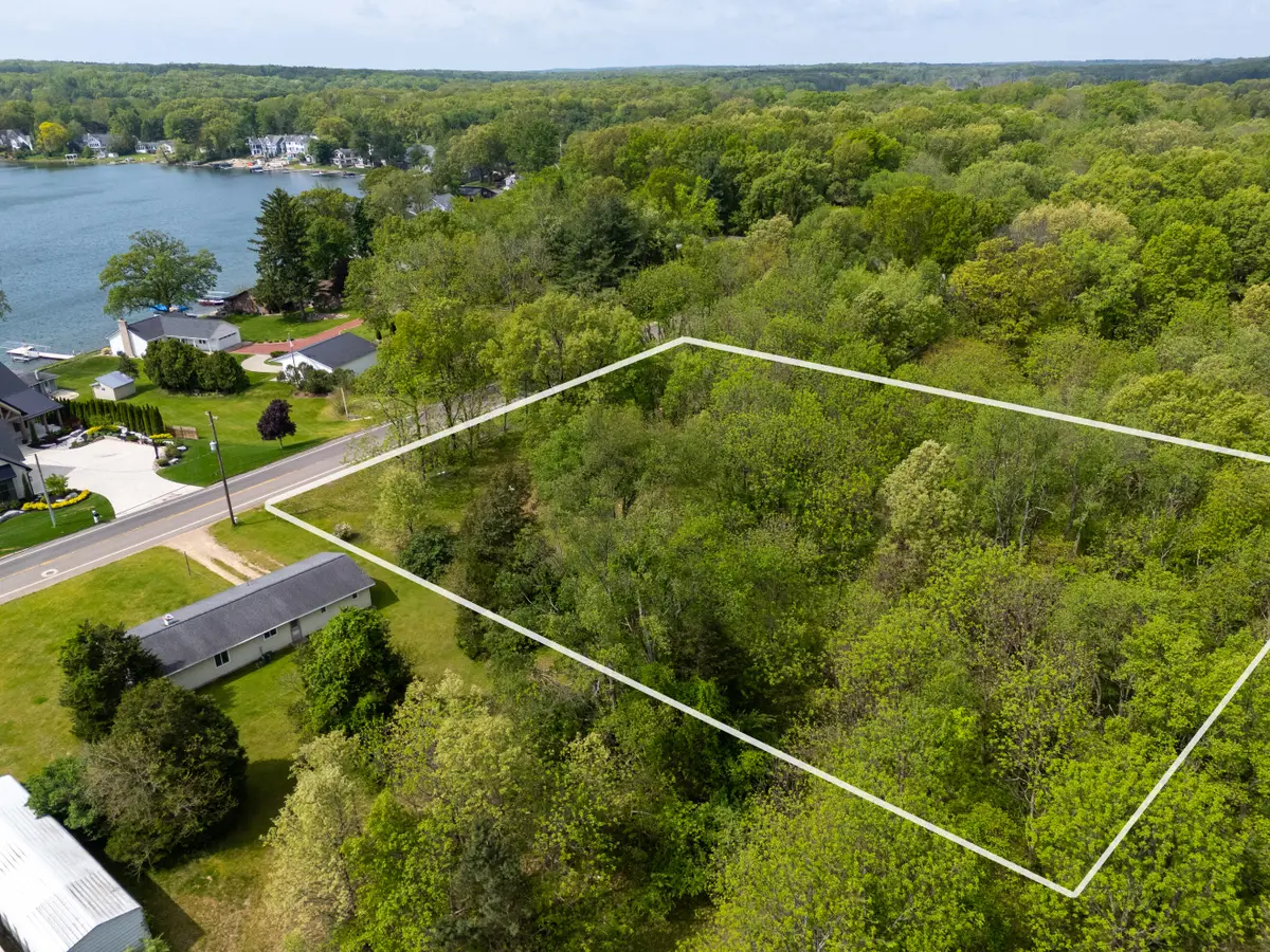 8180 W Pq Avenue, Kalamazoo, MI 49009 - #1