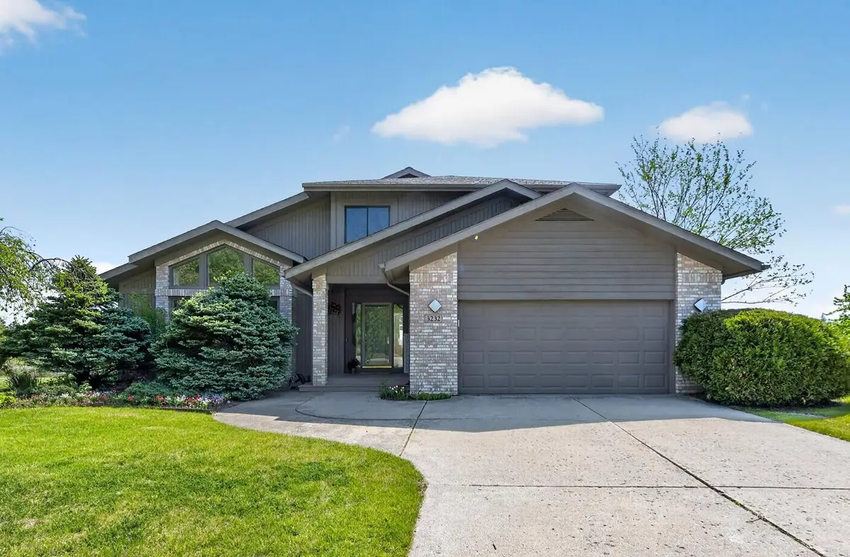 3232 Bellflower Court, Ann Arbor, MI 48103 - #1