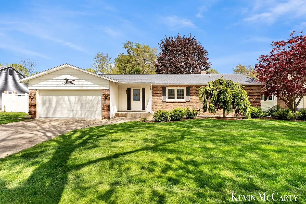 1746 Edgewood Avenue Se, Grand Rapids, MI 49506 - #1
