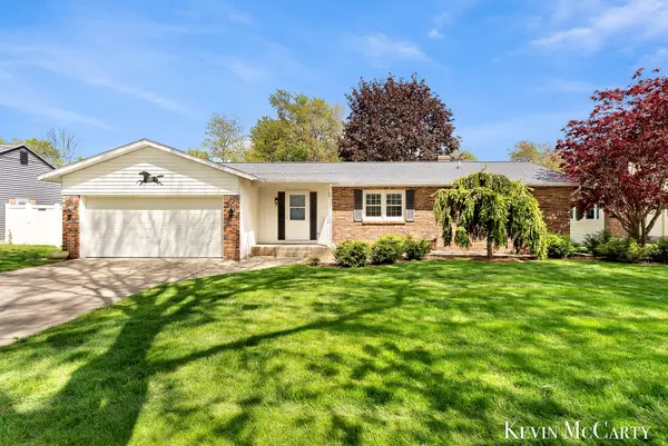 1746 Edgewood Avenue Se, Grand Rapids, MI 49506