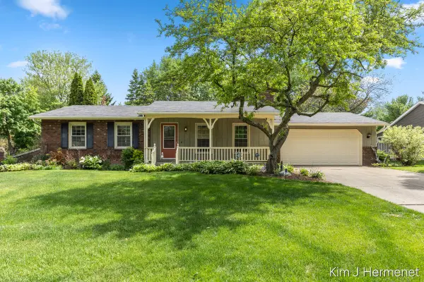 2508 Greenings Avenue Ne, Grand Rapids, MI 49525