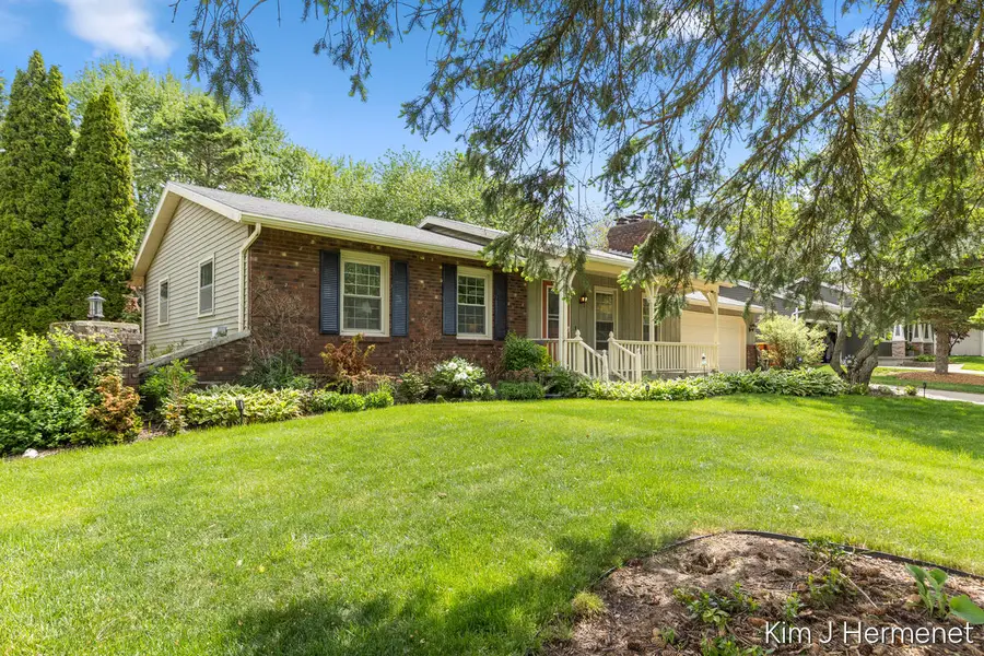 2508 Greenings Avenue Ne, Grand Rapids, MI 49525 - #2