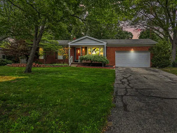 1184 Oakmont Drive, Temperance, MI 48182
