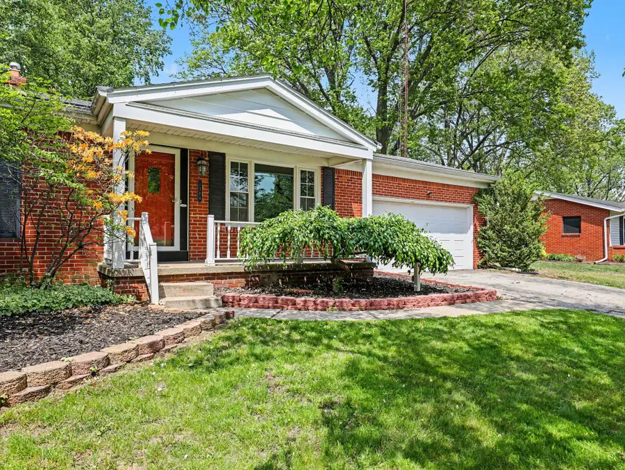 1184 Oakmont Drive, Temperance, MI 48182 - #2