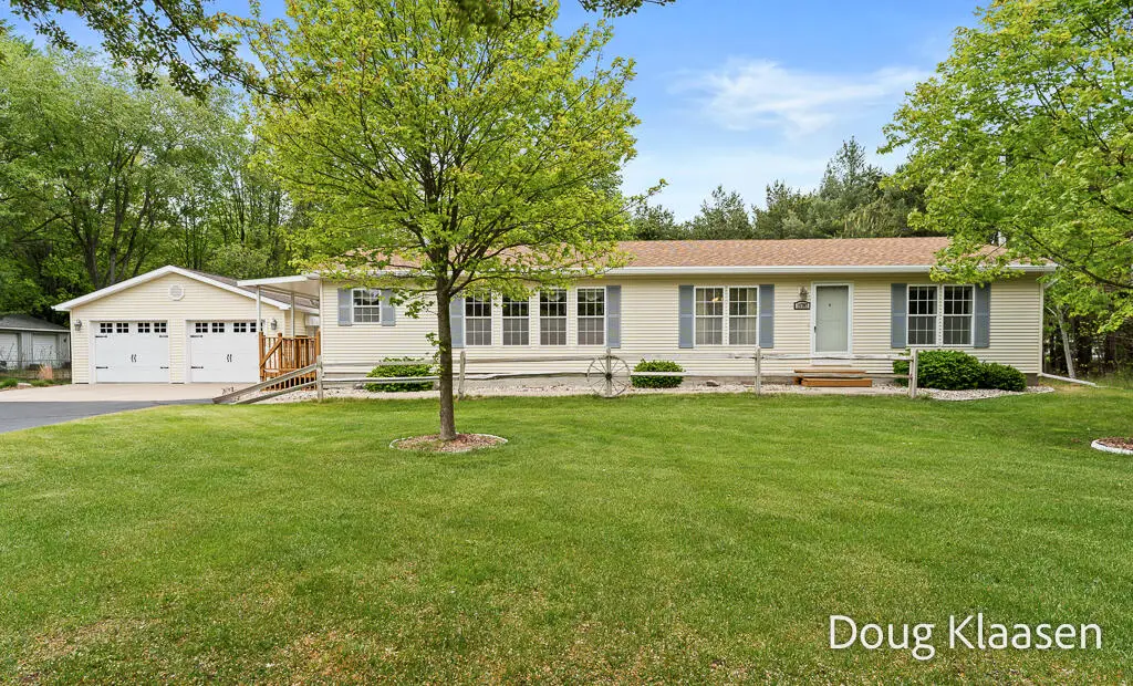 15707 New Holland Street, Holland, MI 49424 - #1