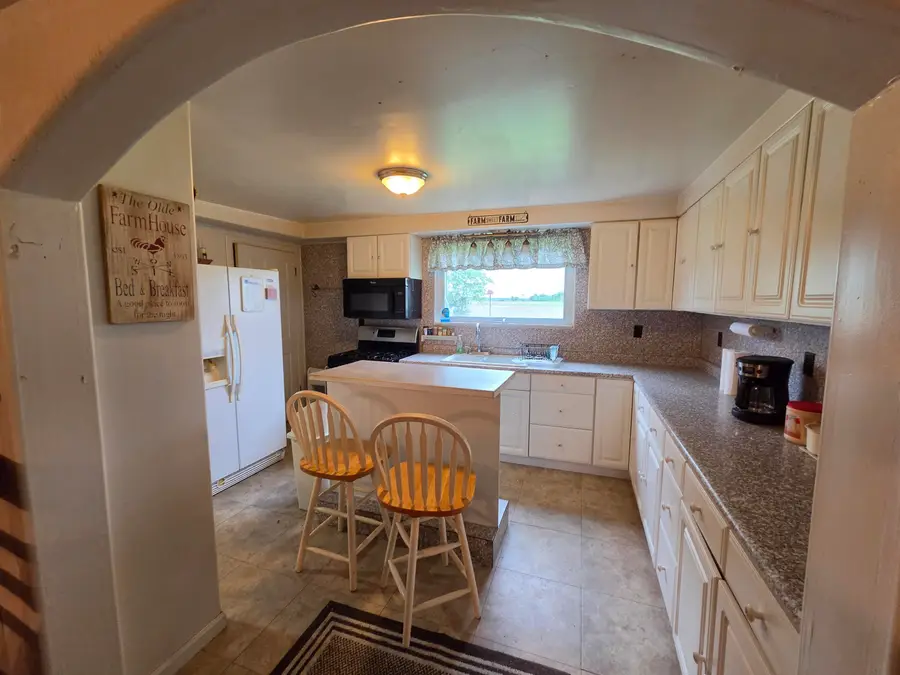 19120 Welch, Milan, MI 48160 - #3