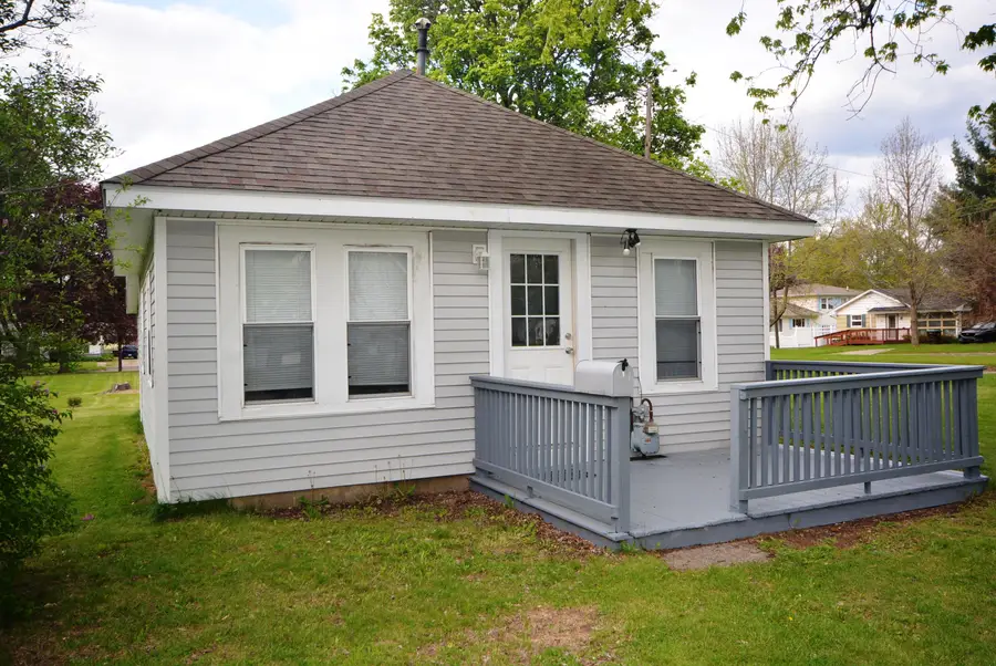 117 E North Street, Albion, MI 49224 - #2