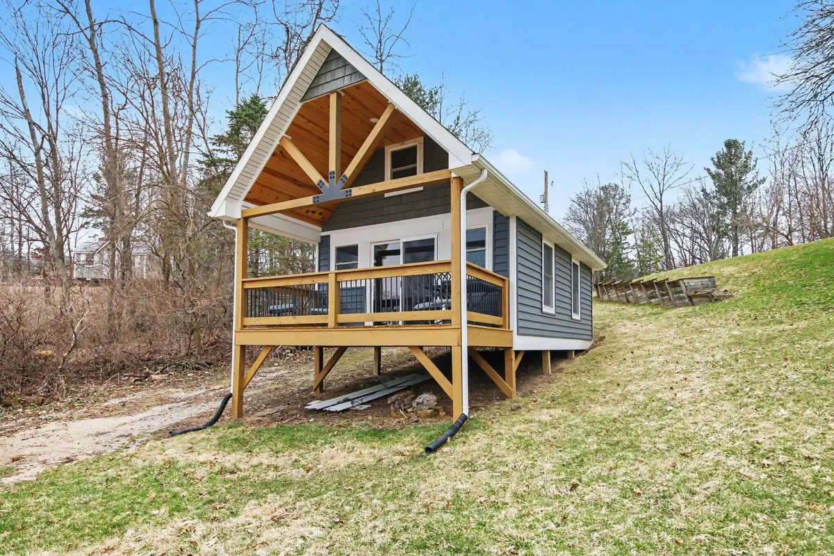 3783 Holiday Drive, Greenville, MI 48838 - #1