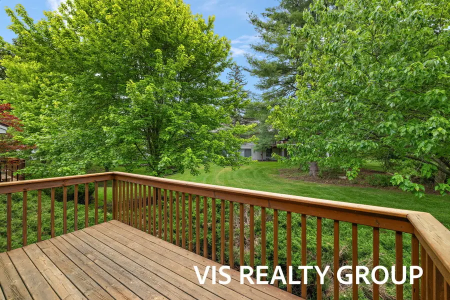 72 Skyline Circle Nw, Grand Rapids, MI 49504 - #3
