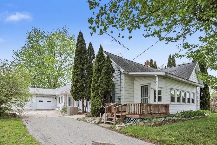 10919 N Maple Island Road, Fremont, MI 49412 - #2