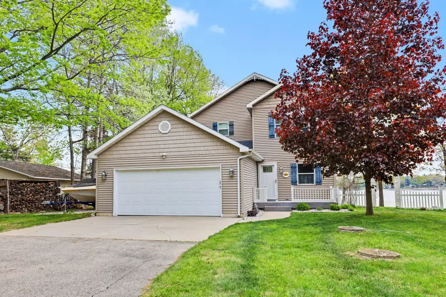 2316 W Shore Drive, Trufant, MI 49347 - #3