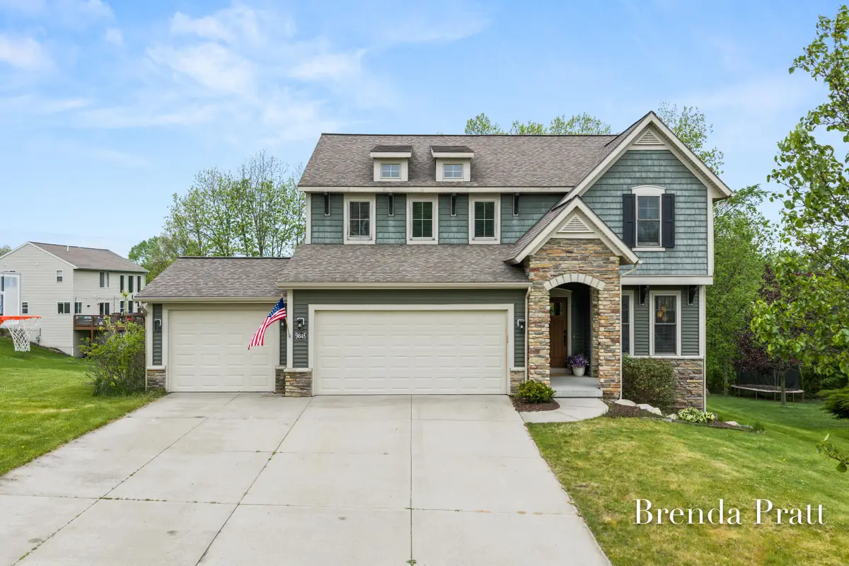 9845 Sunset Ridge Drive Ne, Rockford, MI 49341 - #1