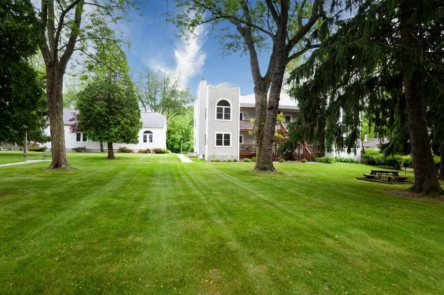 7374 North Shore Drive #17, South Haven, MI 49090 - #3