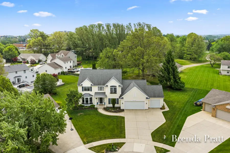 5486 Sand Dune Court Sw, Wyoming, MI 49418 - #2