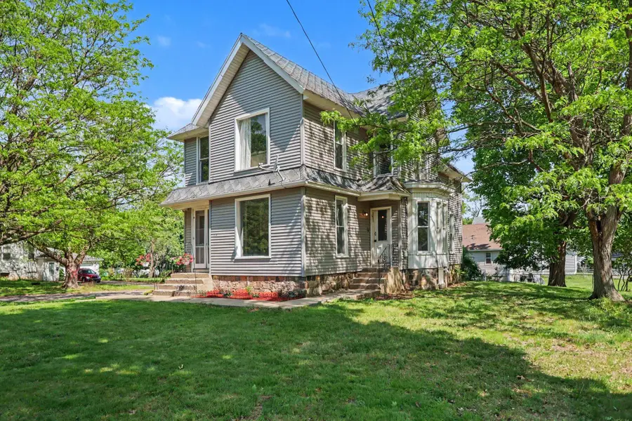 114 Irwin Avenue, Albion, MI 49224 - #2