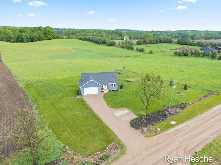 10591 Hastings Road, Clarksville, MI 48815 - #2
