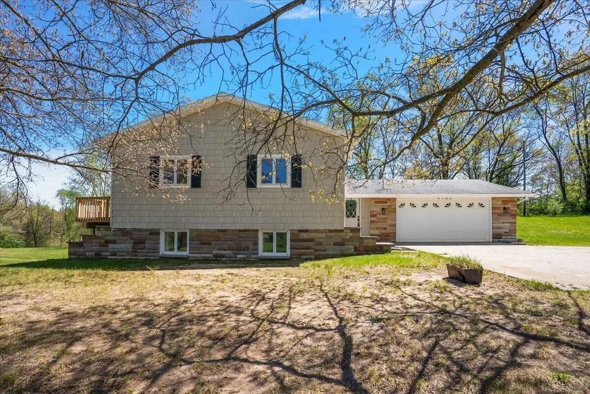 9780 Courtland Drive Ne, Rockford, MI 49341 - #1