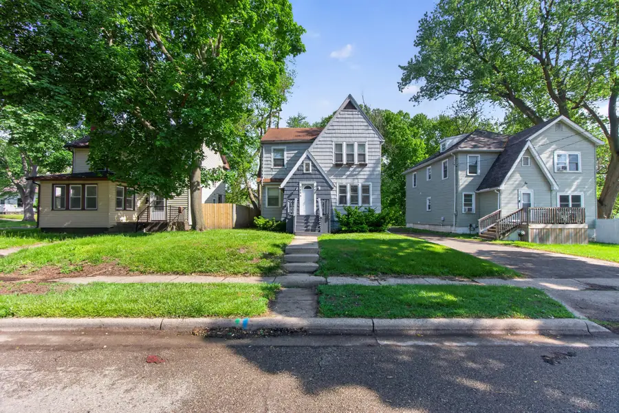 242 W High Street, Jackson, MI 49203 - #3