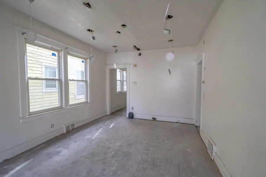 2439 Maxwell Street, Detroit, MI 48214 - #3